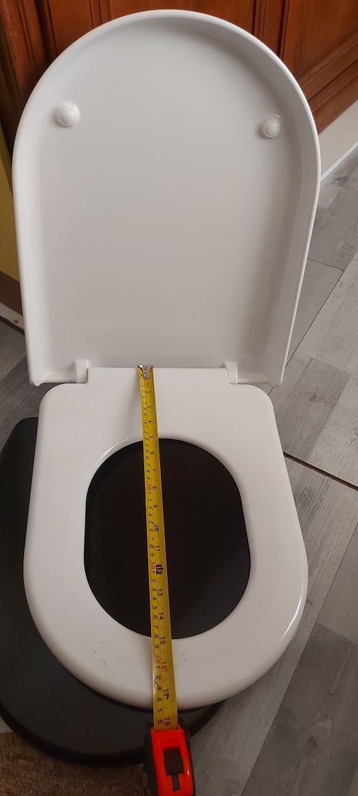 vendo tampa de sanita  usada em bom estado de uso