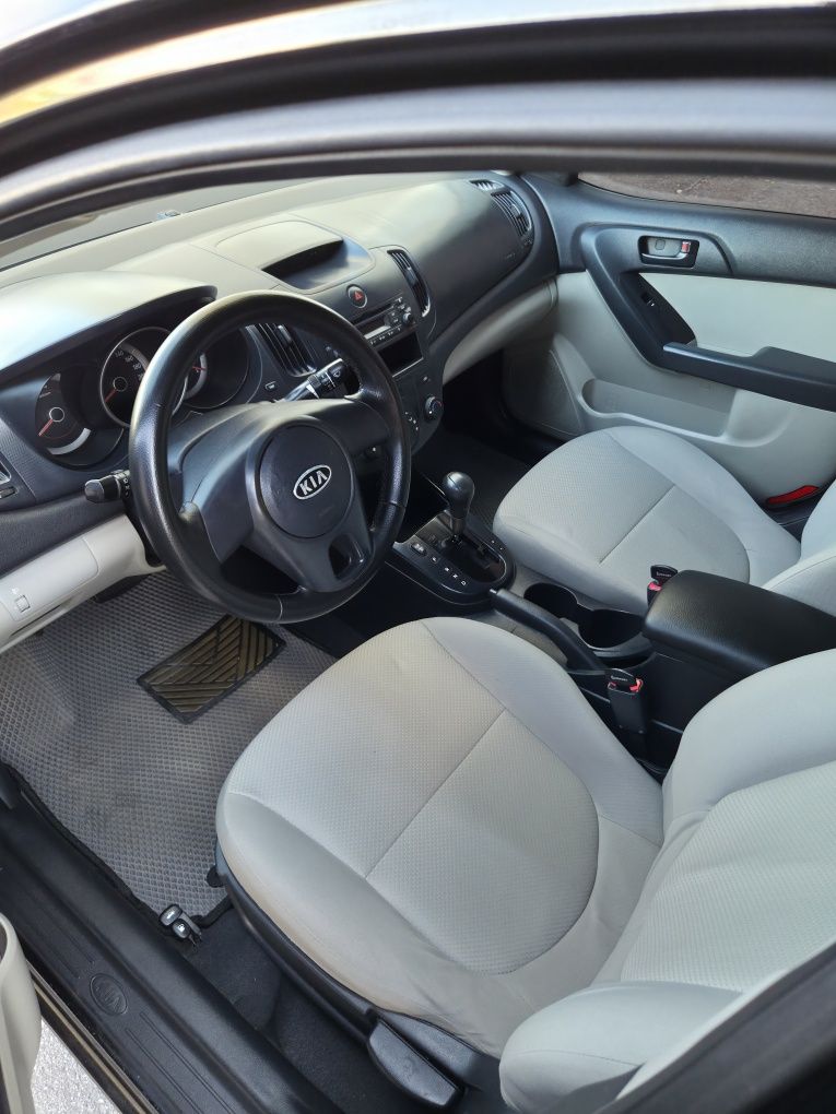Kia Cerato 1.6 AT