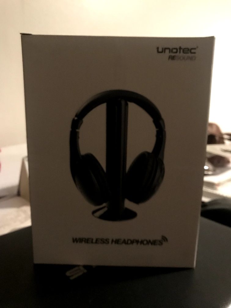 Wireless headphones