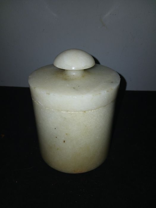 Caixa pedra mármore  antiga por 10 €