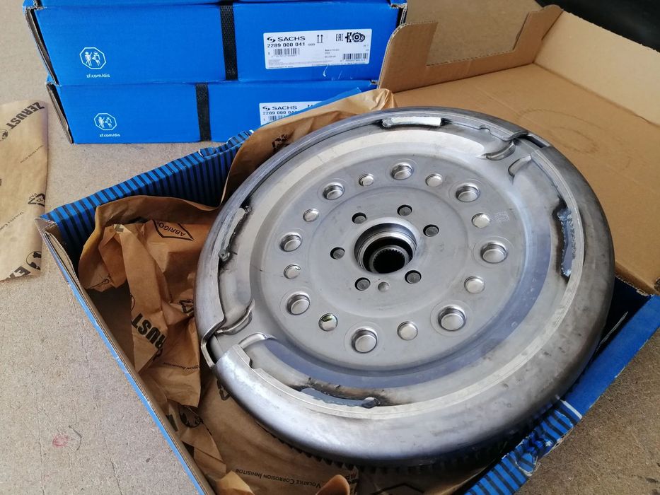 Bimassa novo marca Sachs para o motor VP Audi A3 Seat Leon Ibiza 6K2 Toledo Vw Golf IV 90, 100, 110 CV 2289000041