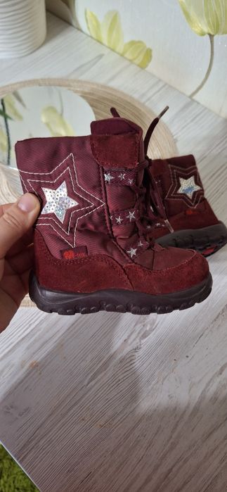 Чобітки для дівчинки