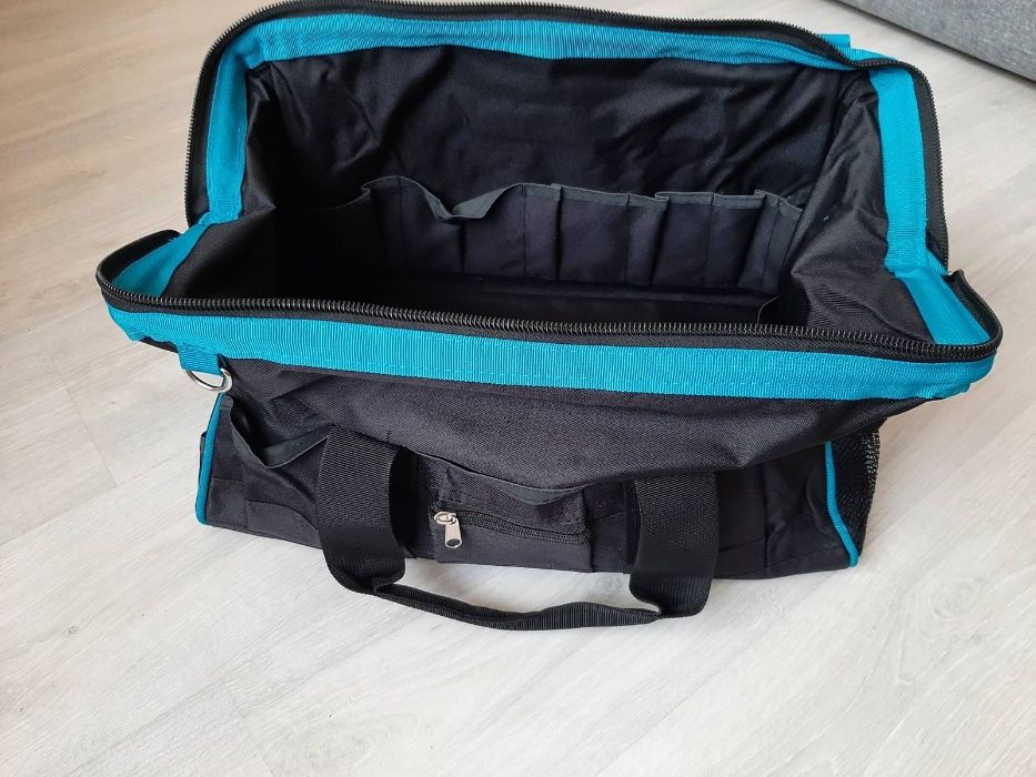 Сумка Berg 31 карман!  для инструмента 46*28*26.