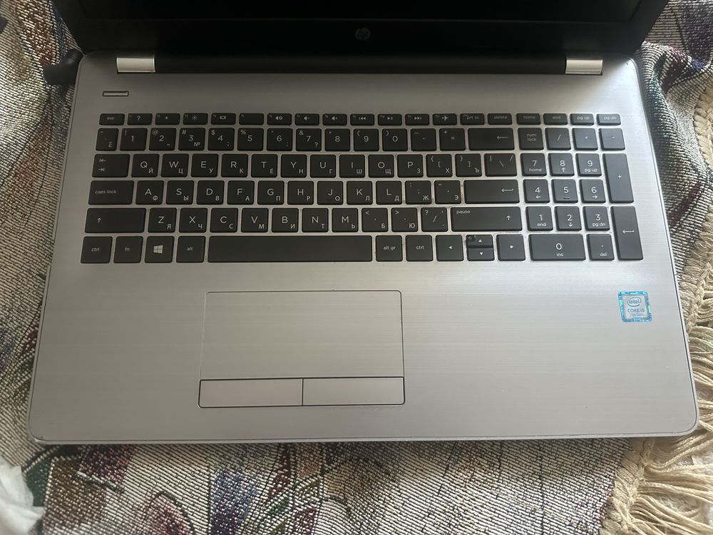 Ноутбук HP 250 g6 15.6 i5-7200U 8gb 250gb intel HD Graphics 620