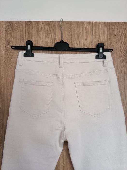 Jeansy damskie białe skinny rozmiar L