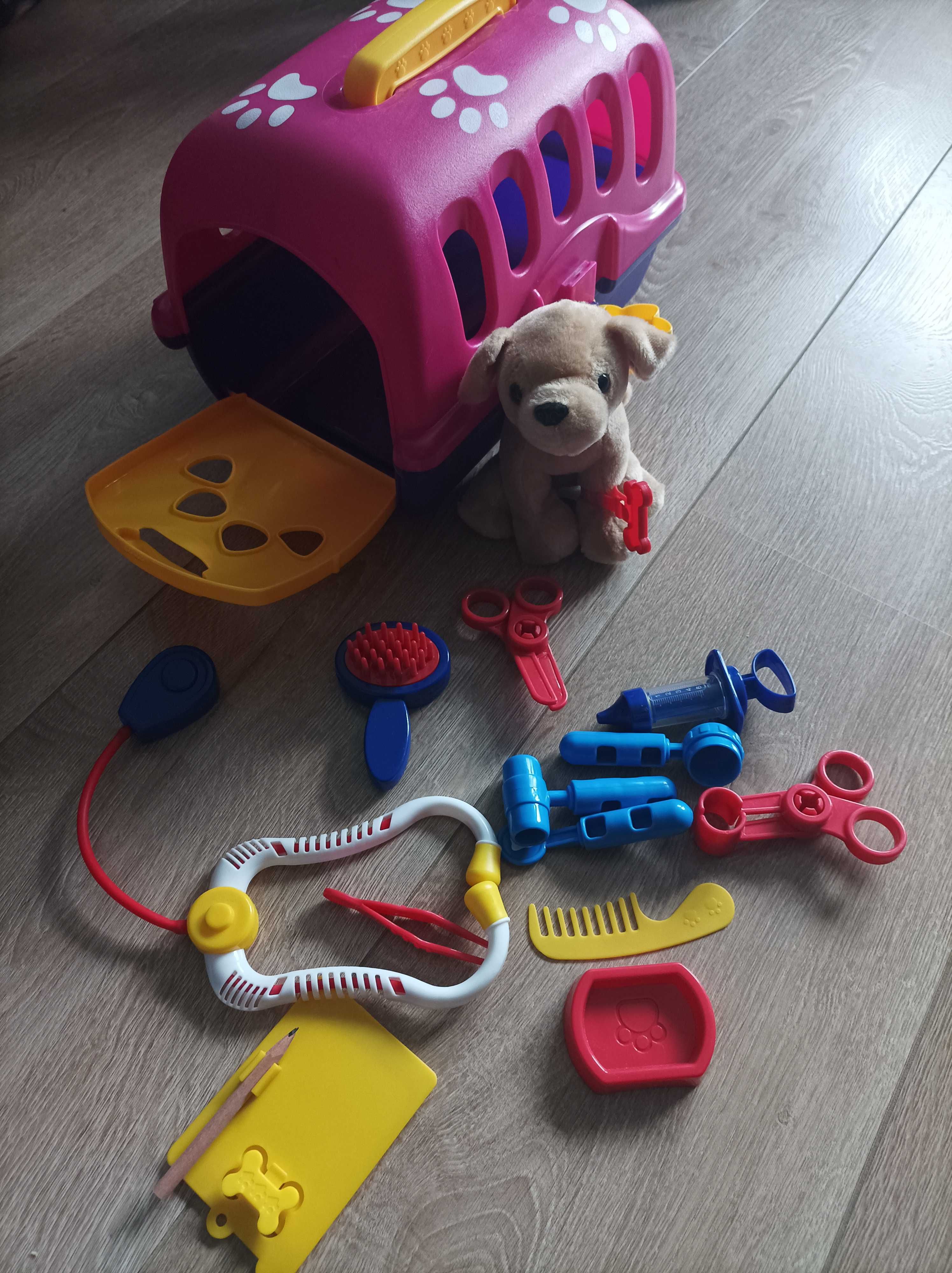 Zabawka - klatka dla psiaka z zestawem do pielęgnacji i leczenia