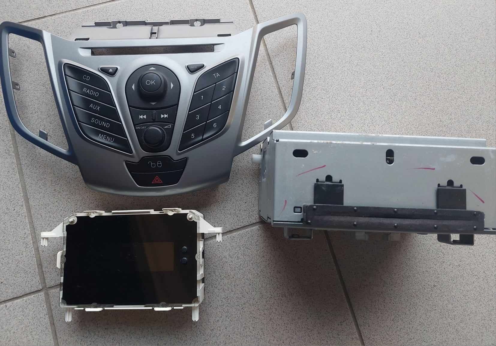 Radio wyświetlacz panel Ford Fiesta mk7