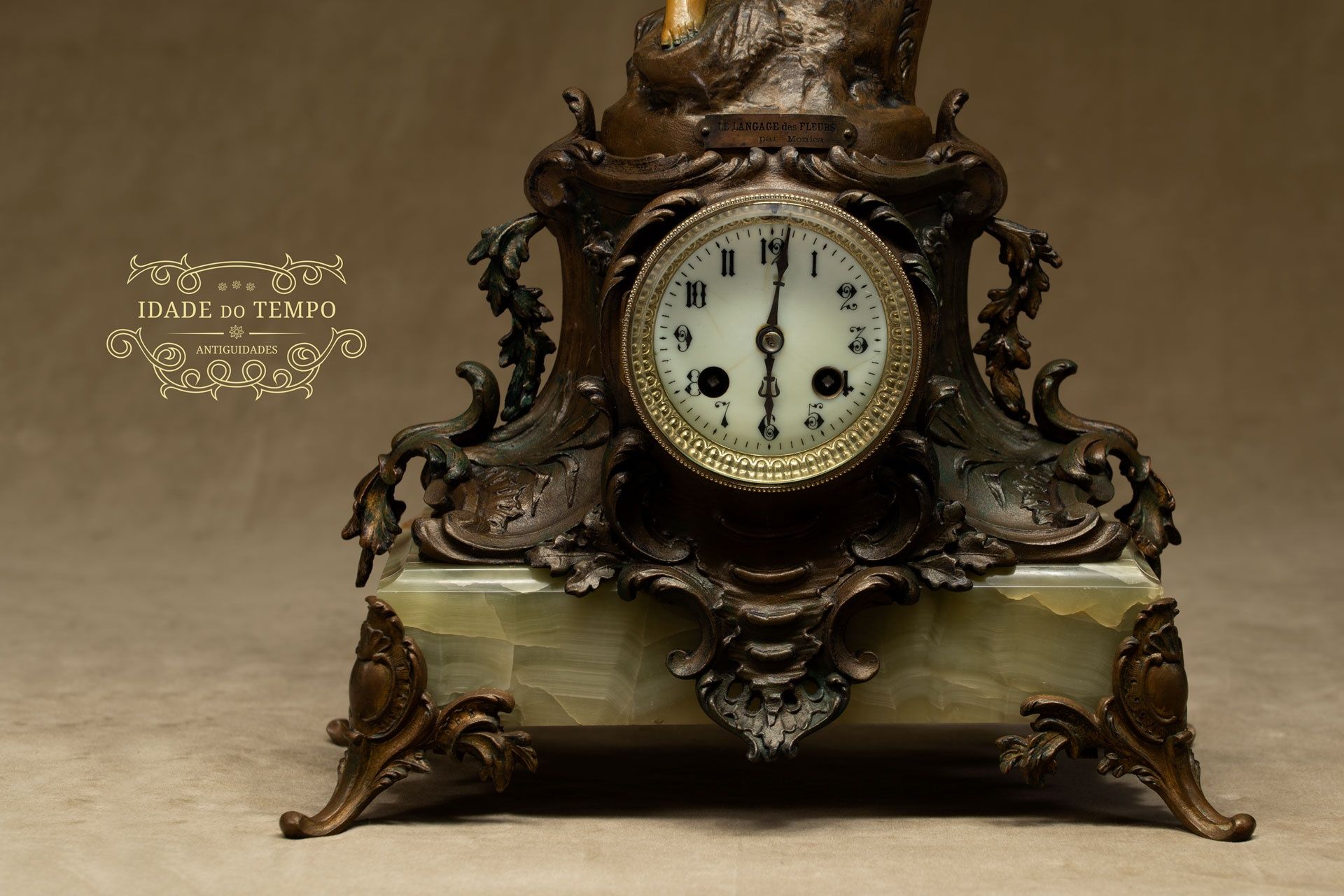 Antigo relógio francês do séc XIX