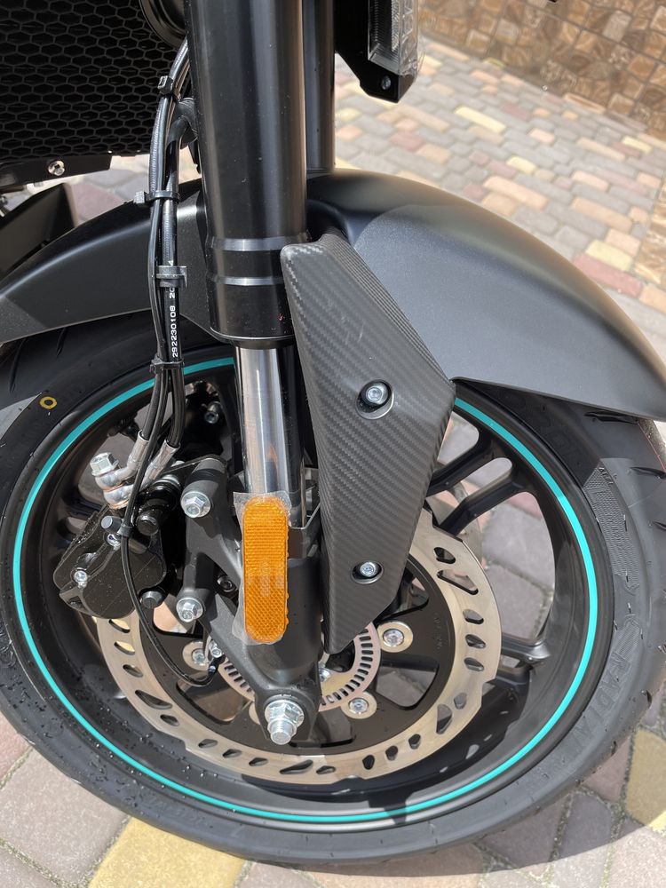 АКЦІЯ Розпродаж!!Мотоцикл Loncin-Voge lx300-6cr6