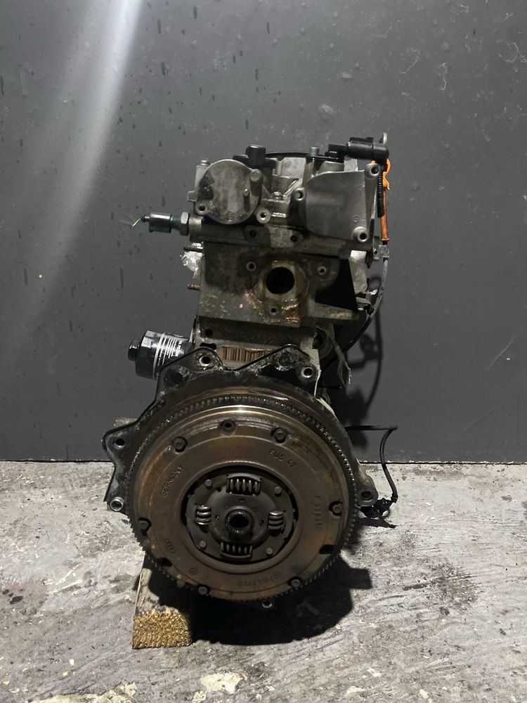 Мотор двигун голий Гольф 4 1.4 MPI AKQ 55kw 16V Golf 4 розборка VW