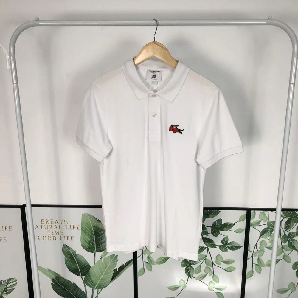 Camisa lacoste x netflix