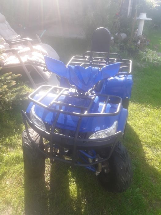 Quad z rozrusznikiem