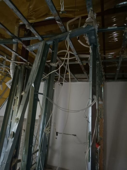 Instalacje elektryczne.