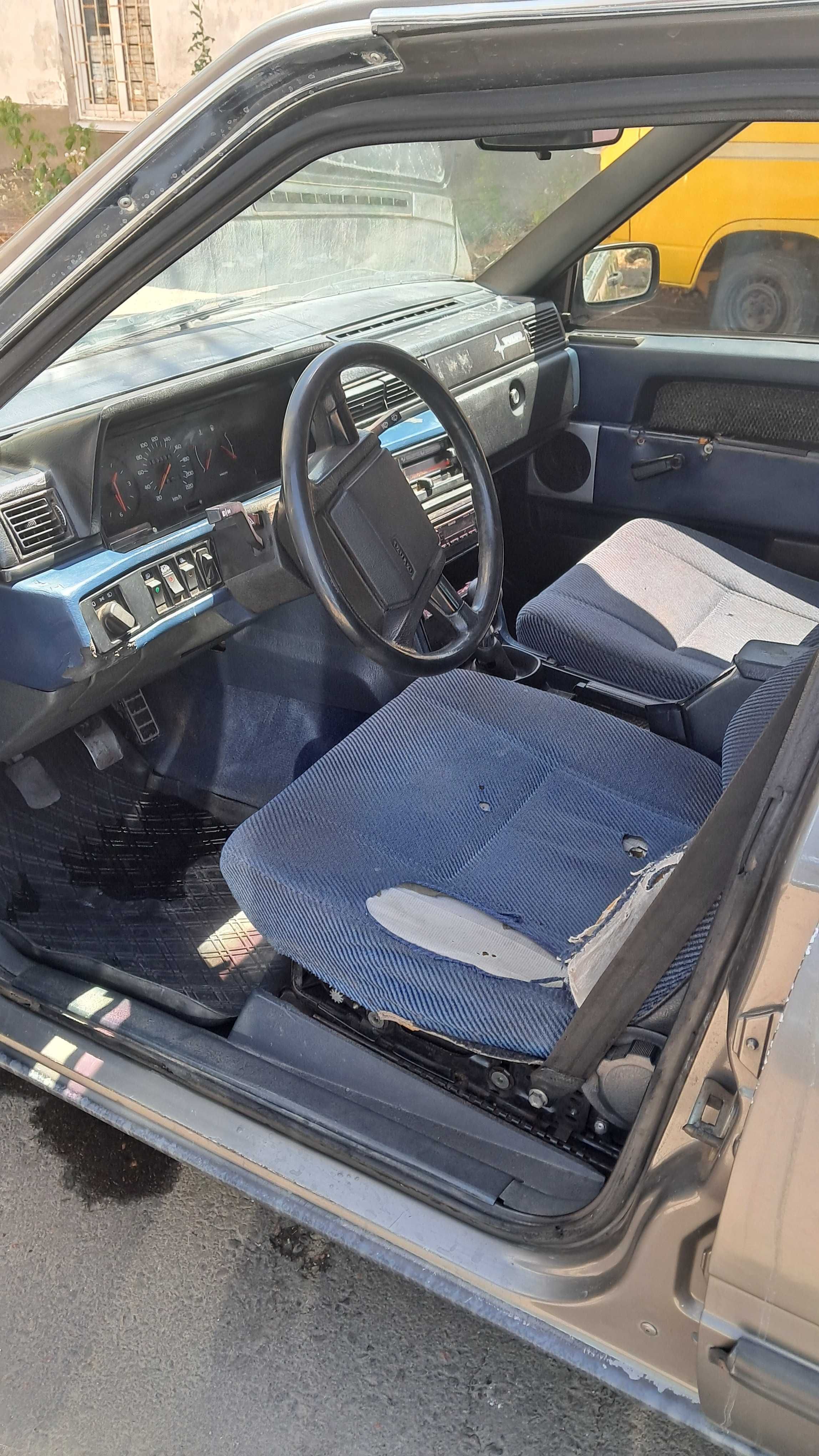 Продам Volvo 740