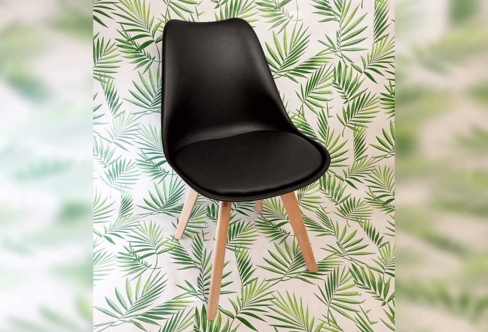 Стілець кухонний з дерев'яними міцними ніжками, крісло для кухні