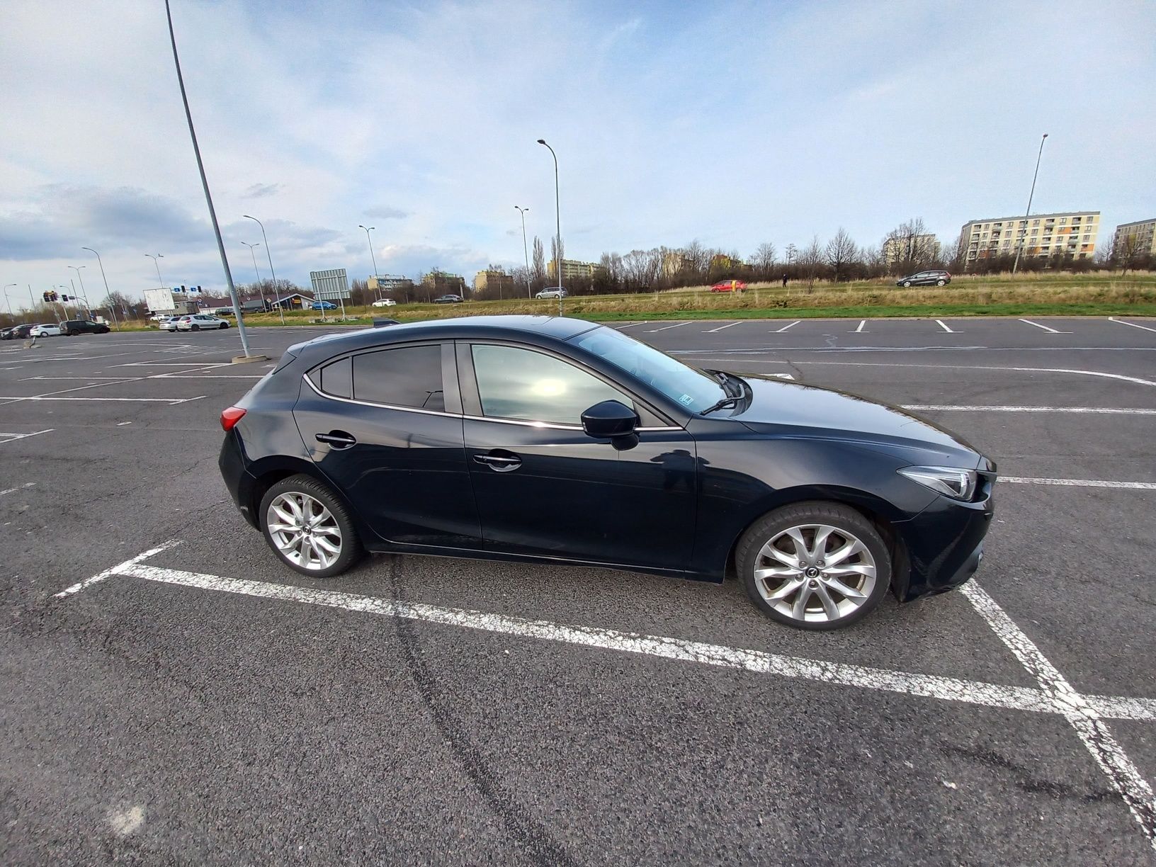 Sprzedam Mazda 3 Skyactiv 2015 r.