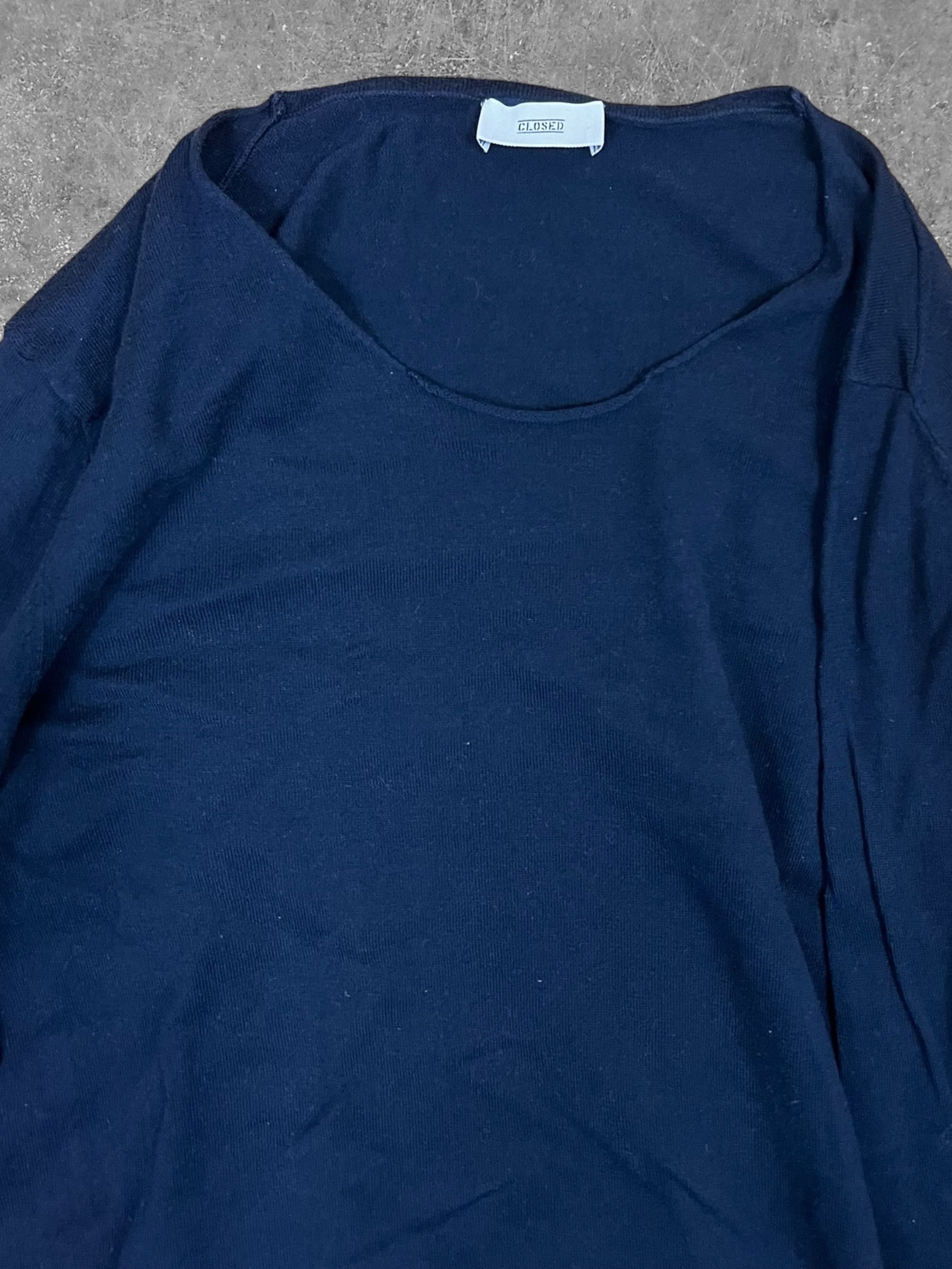 Closed roz. S męski granatowy t-shirt z długim rękawem