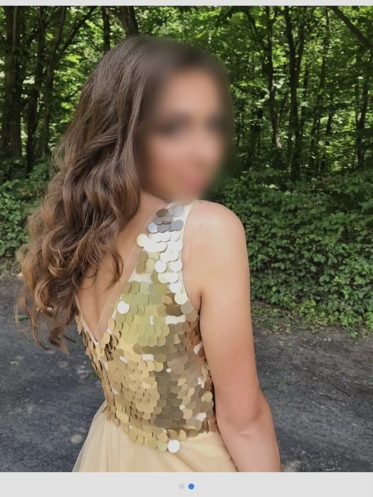 Сукня на випускний