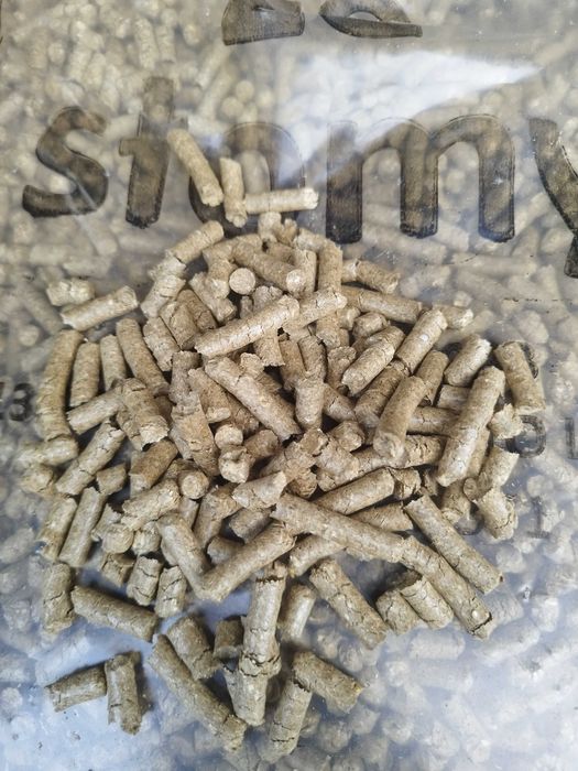 Pellet ściółka dla drobiu, koni , bydła trzody, pelletowanie słomy