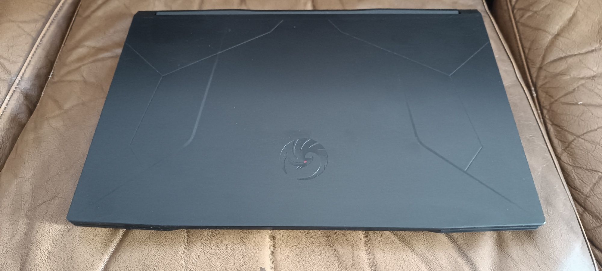 MSI Bravo 17 CVE