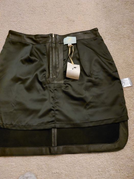 Skórzana spódnica nowa