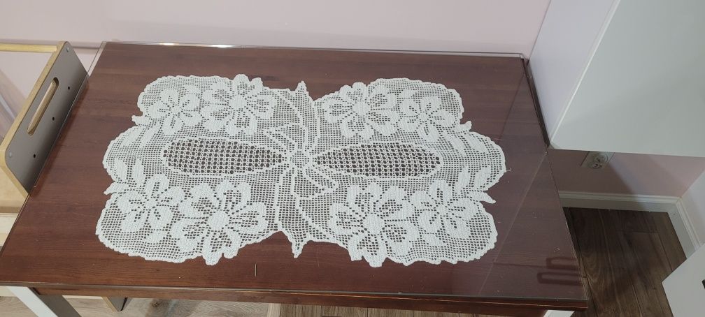 Sprzedam stół Ikea wraz ze szkłem na wymiar