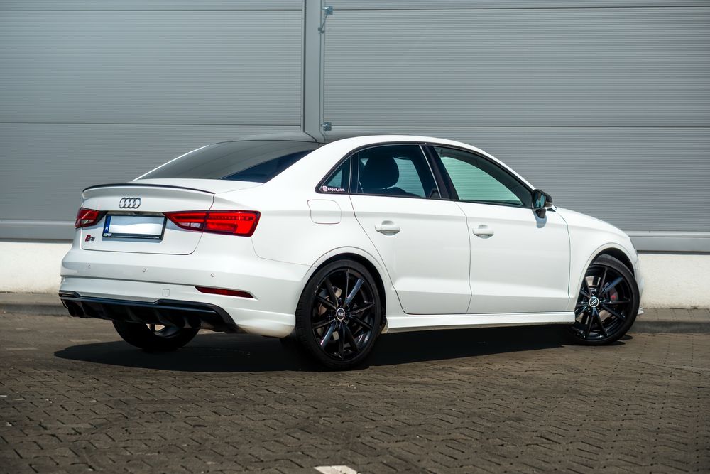 Wynajem BEZ LIMITU AUDI S3  Wypożyczalnia aut sportowych i luksusowych