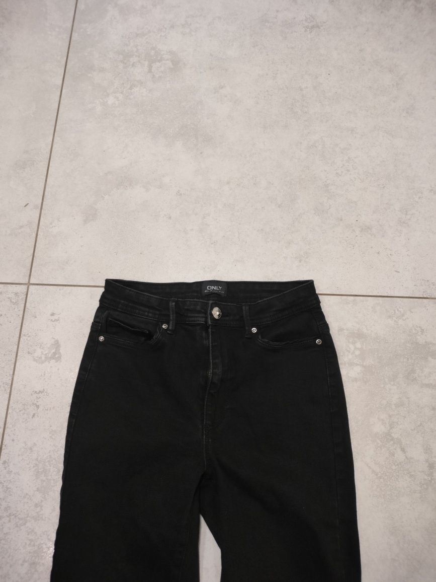 Spodnie jeans dzwony Only