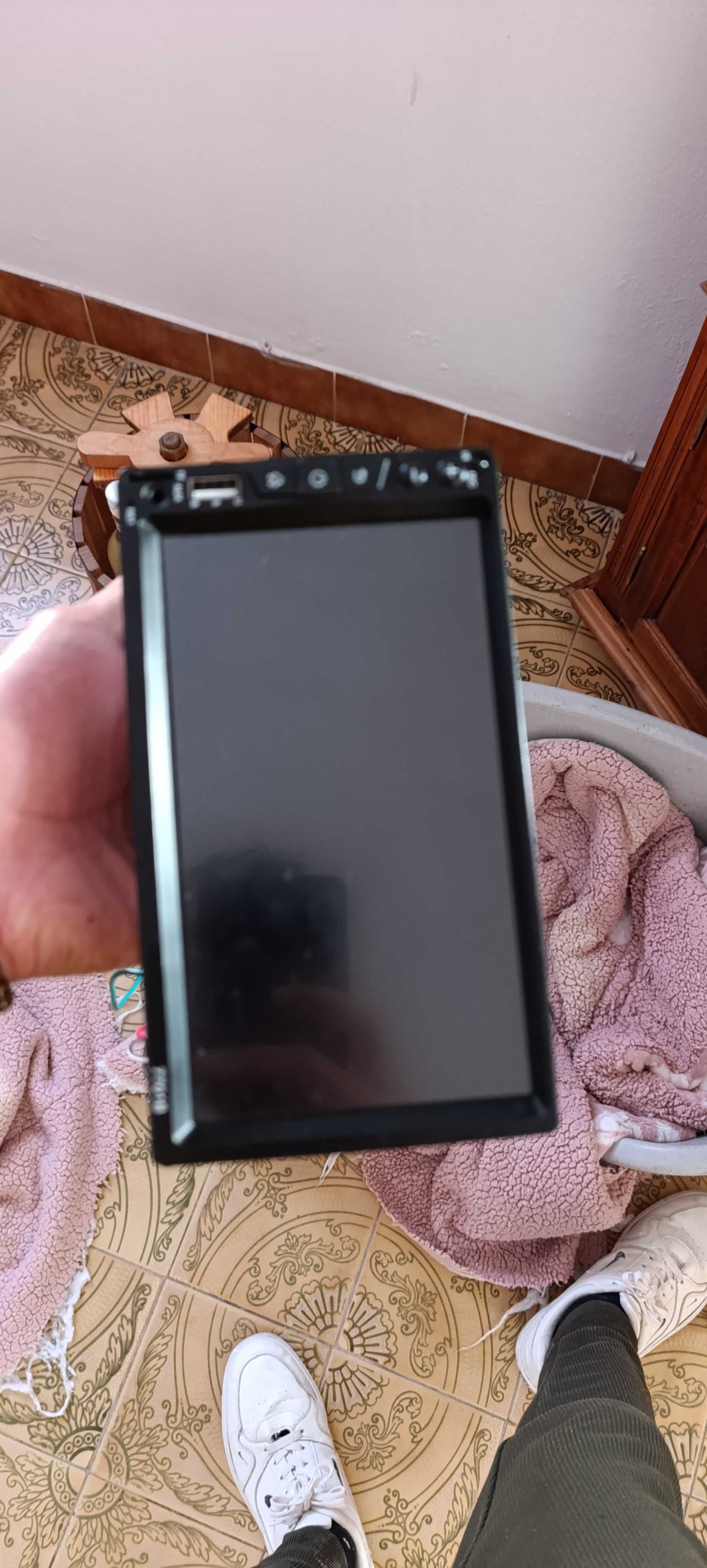 Vendo radio para carro de visor