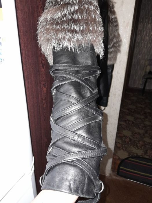 Продам кожаную куртку