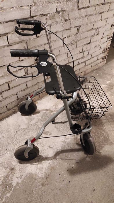 Rolator chodzik rehabilitacyjny