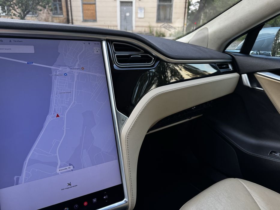 Tesla Model S 85 квт