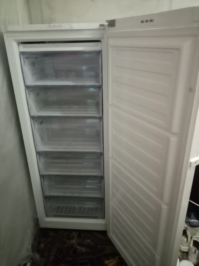 Морозильная камера beko FAST FREEZE