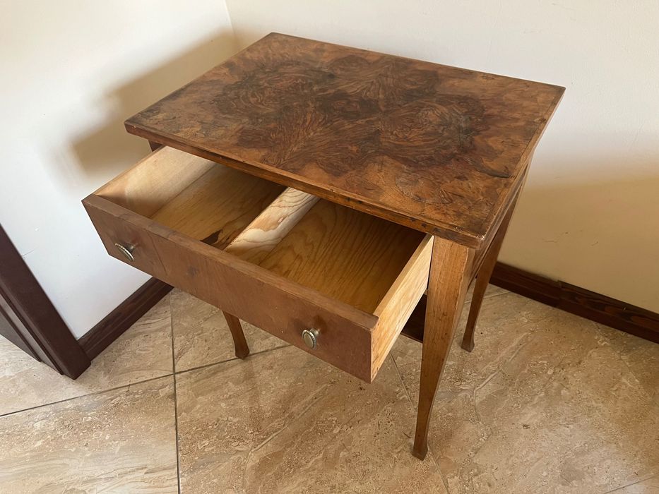 Toaletka komoda drewniana z szufladą