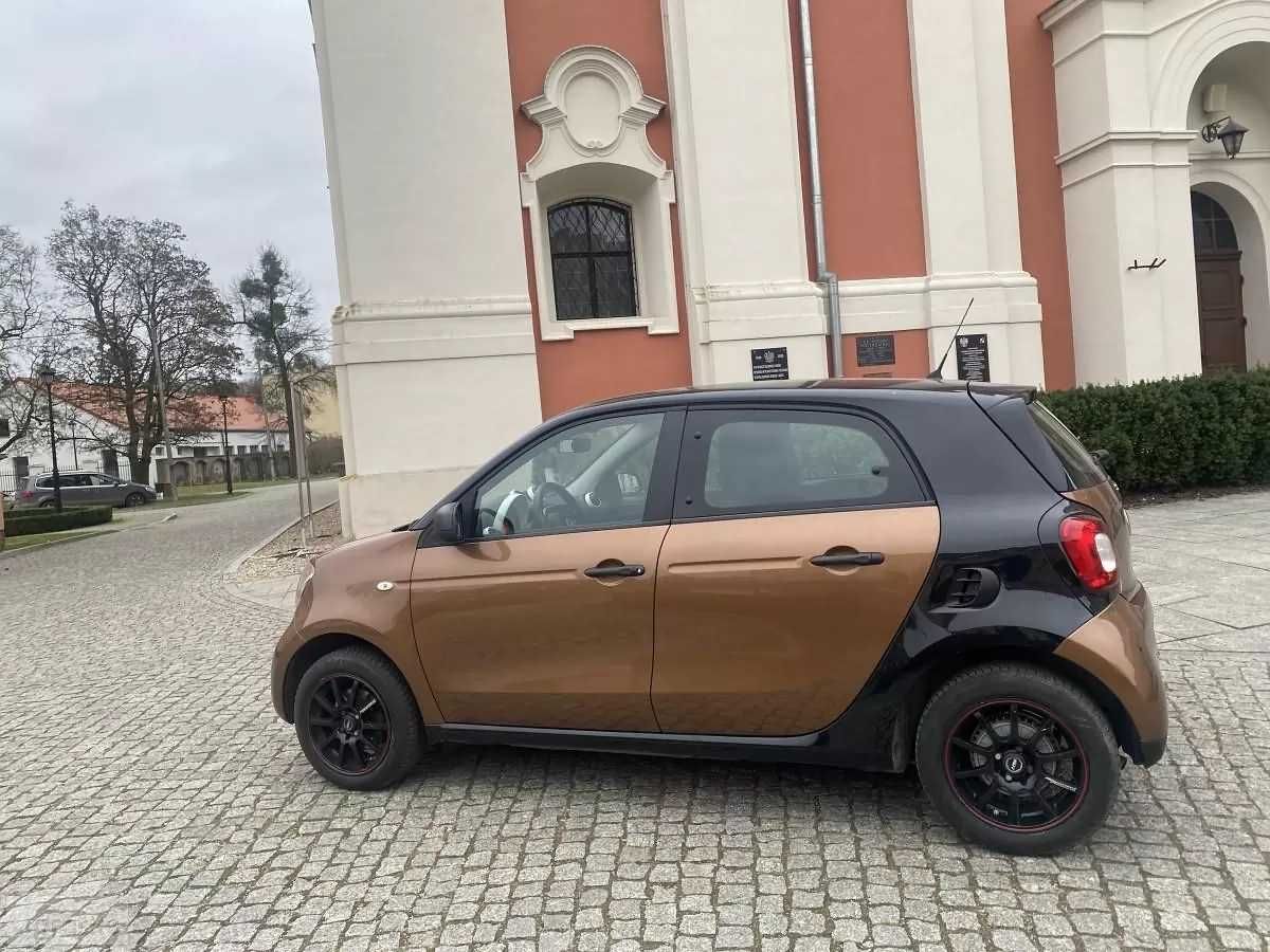 Smart Fourfour 2015 1,0 benzyna