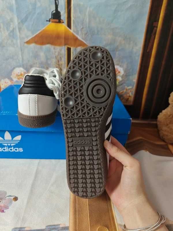 ButyDamskieTrampki AdidasSambaCloudWhite R.41