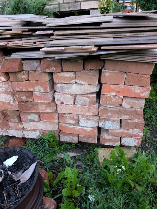 Cegła z rozbiórki 100letnia