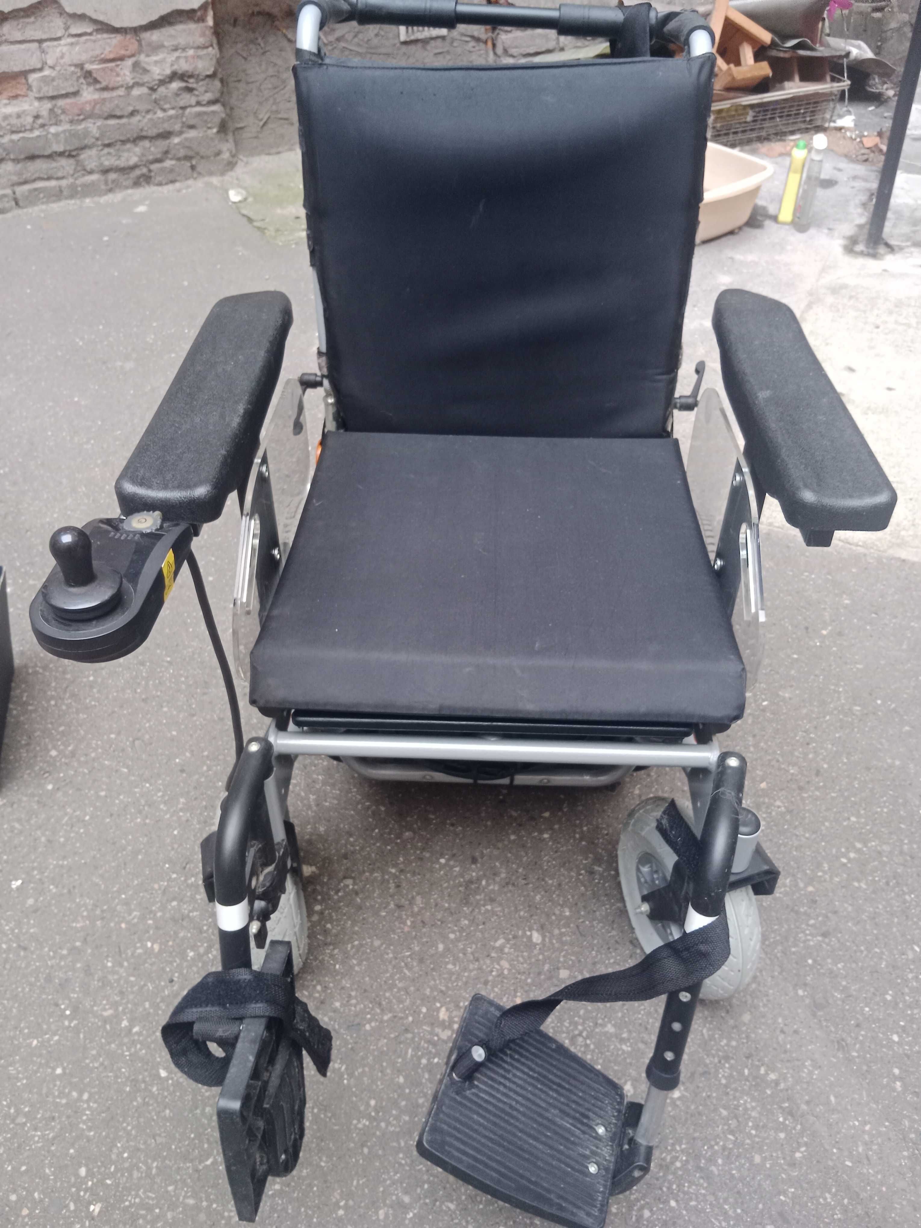 Wózek inwalidzki elektryczny