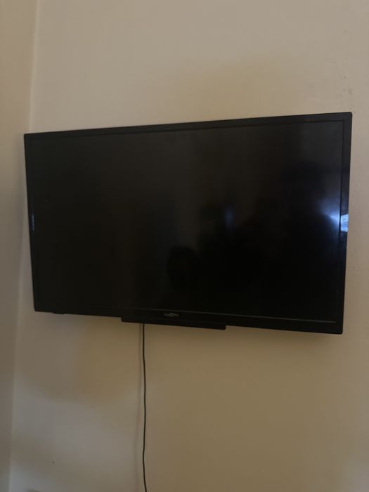 TV LED 29” — Em ótimo estado