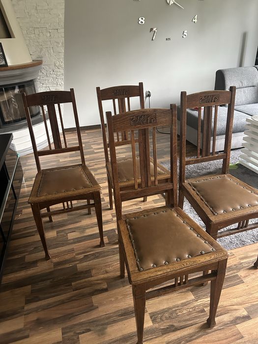 Nowe krzesła komplet 6 sztuk cena za sztuke 200 zl