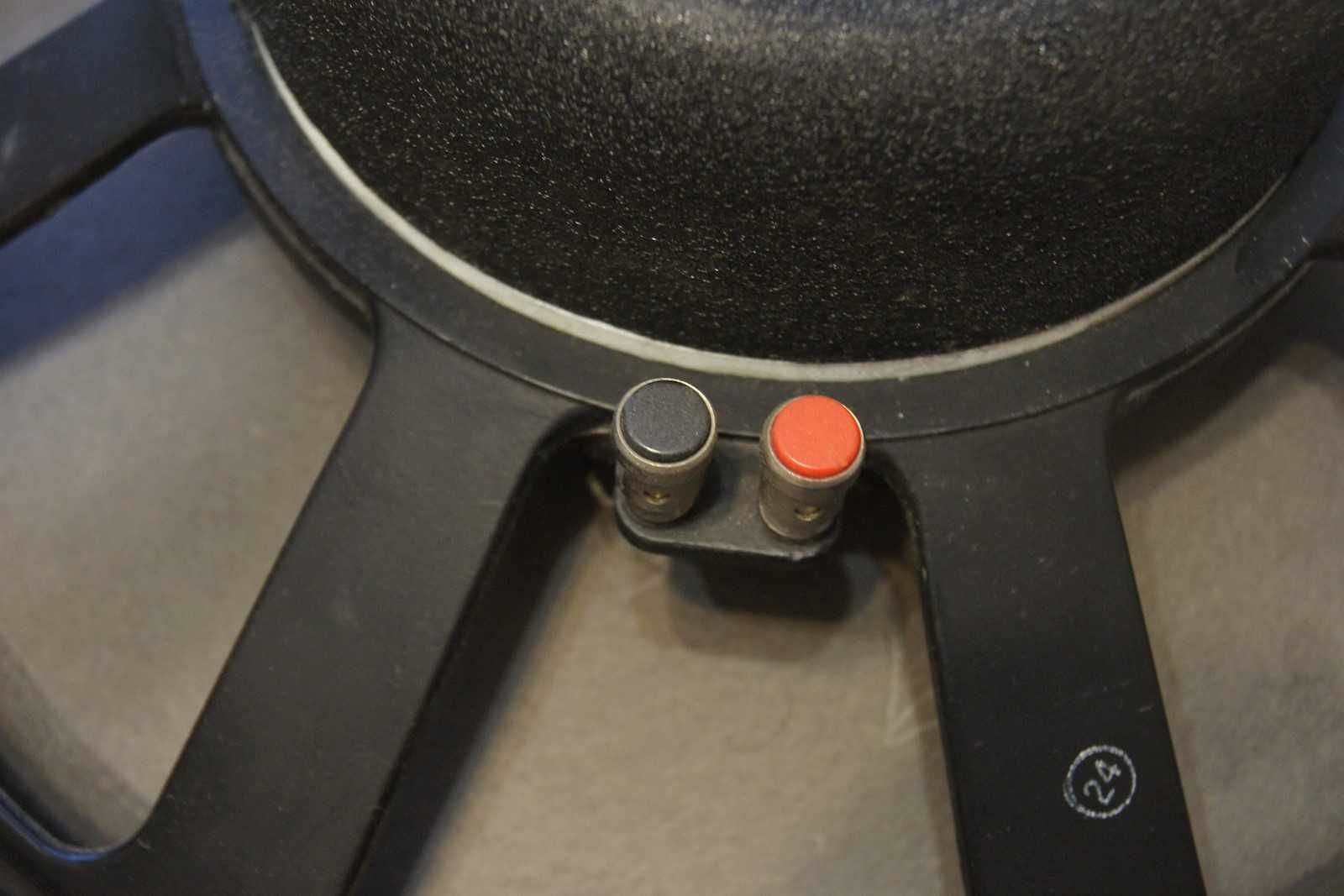 Legendarny głośnik gitarowy i nie tylko JBL K130 15" 8ohm