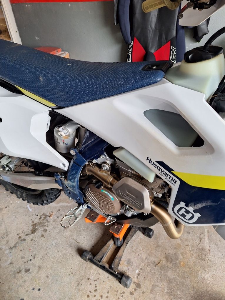 Escape akrapovic ktm husqvarna gasgas