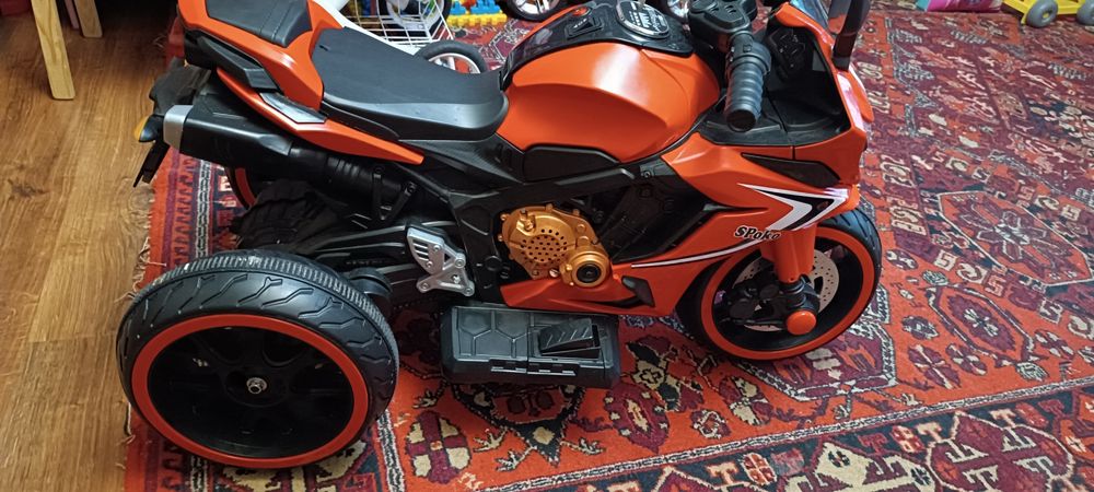 Дитячий електромопед