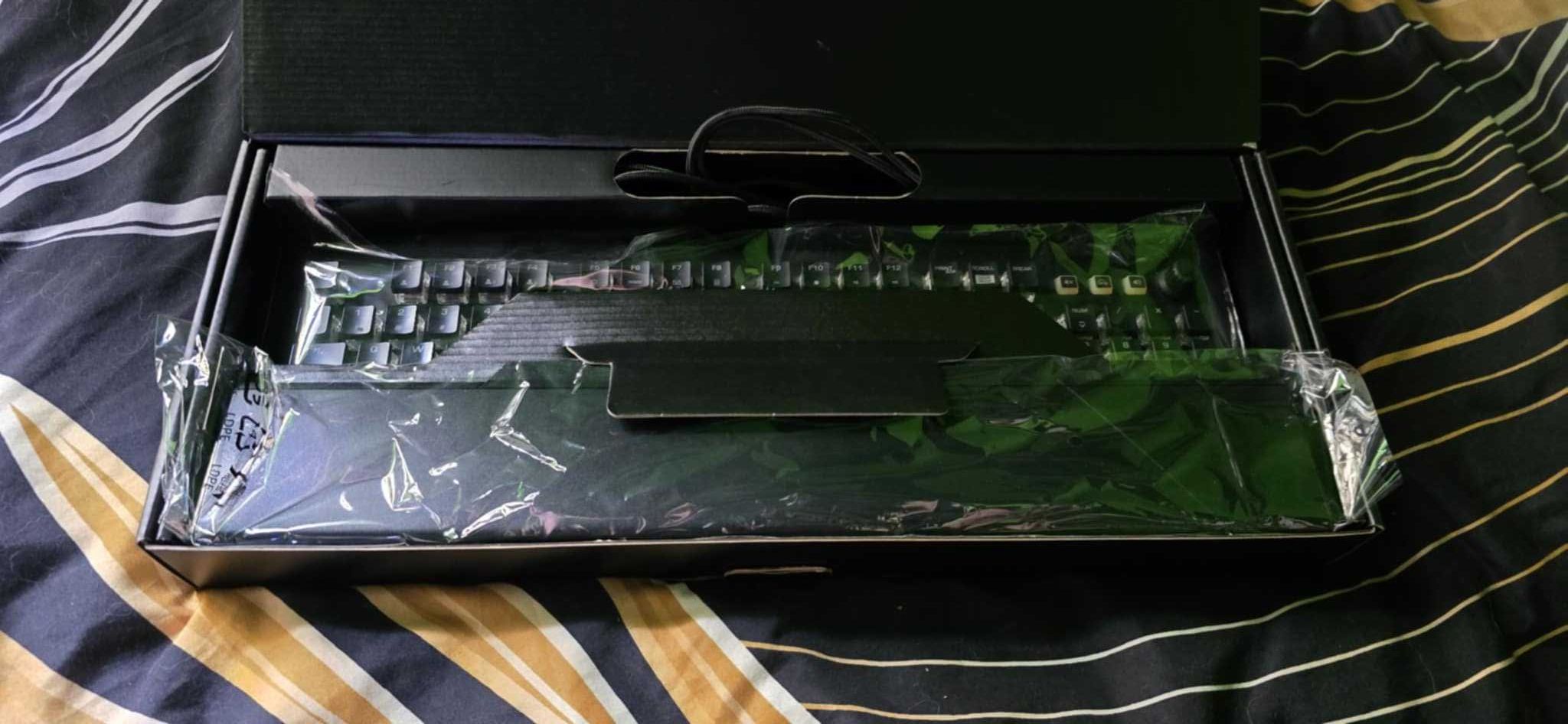 Roccat Vulcan 121 AIMO Titan Linear Switch