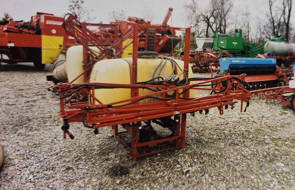 Обприскувач полів RAU