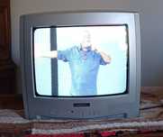 Televisão crown 14" com comando