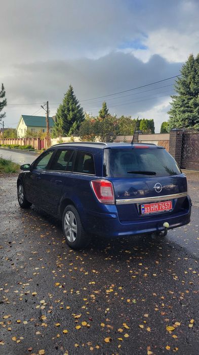 Opel Astra H 2009 рік 1.6 бензин