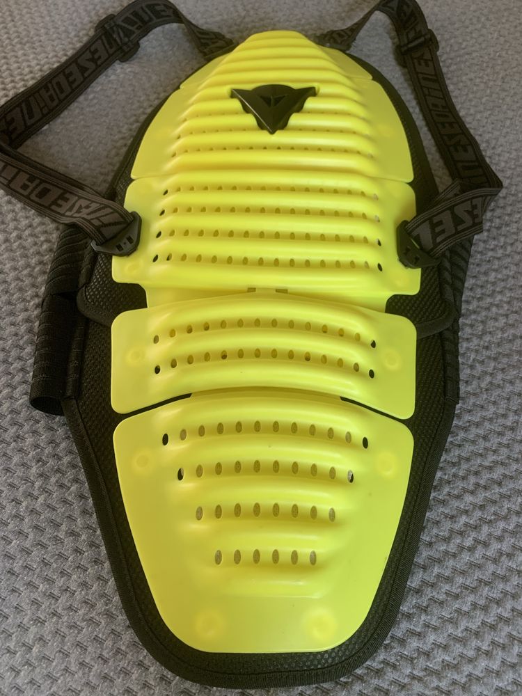 Proteção dorsal Dainese