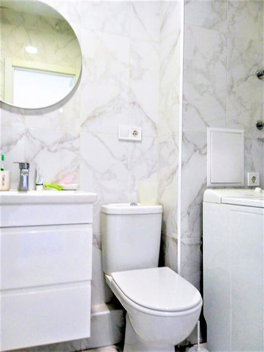 Продам 2-кім. квартиру, Соснова Гірка, Клочківська, 154а, М Наукова