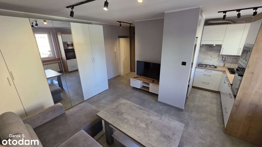 Po generalnym remoncie wszystko nowe . W pełni wyposażone